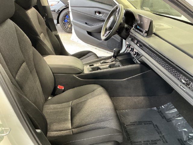 Certified 2024 Honda Accord EX image 31