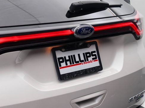 Used 2016 Ford Edge Sport w/ Equipment Group 401A AWD/4WD image 13
