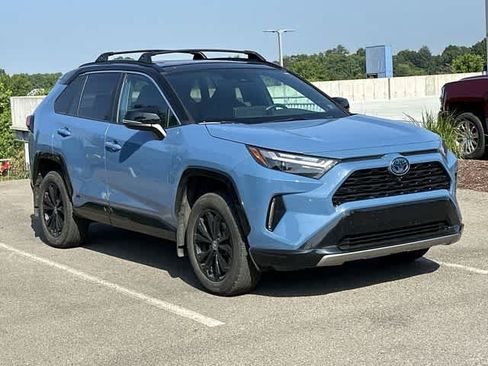 Used 2024 Toyota RAV4 XSE w/ Advanced Technology Package AWD/4WD image 22