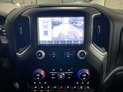 Used 2019 GMC Sierra 1500 Denali w/ Denali Ultimate Package AWD/4WD image 17