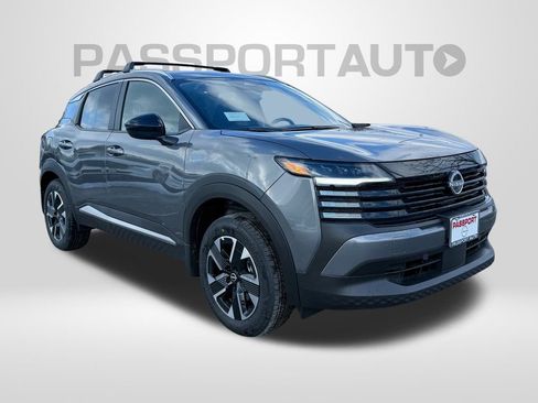 Used 2026 Nissan Kicks SV w/ Cold Weather Package image 3