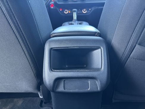 Used 2024 Honda HR-V Sport image 13