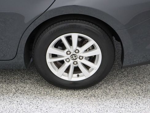 Used 2025 Toyota Camry LE FWD image 10
