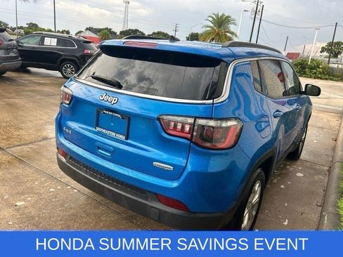 Used 2024 Jeep Compass Latitude AWD/4WD image 7