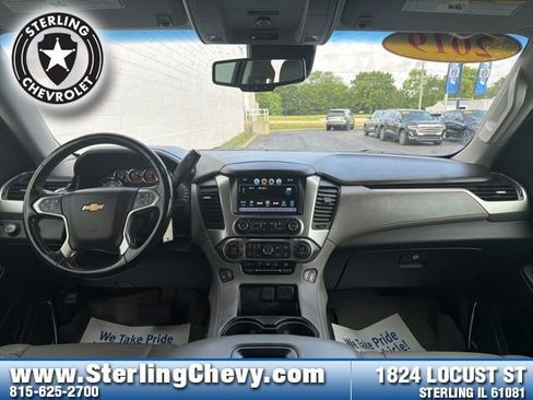 Used 2019 Chevrolet Suburban LT AWD/4WD image 9
