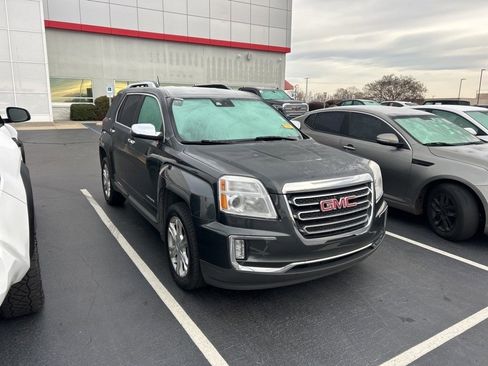 Used 2017 GMC Terrain SLT w/ Driver Alert Package I image 1