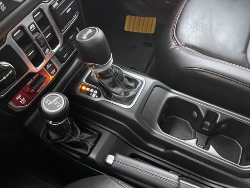 New 2026 Jeep Wrangler Unlimited Rubicon w/ Technology Group image 29