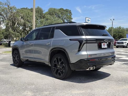 New 2026 Chevrolet Traverse RS w/ LPO, Floor Liner Package FWD image 3