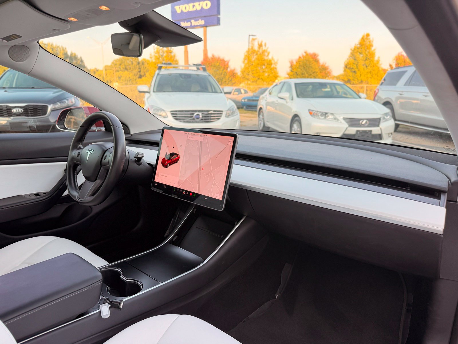 Used 2018 Tesla Model 3 Long Range AWD/4WD image 29