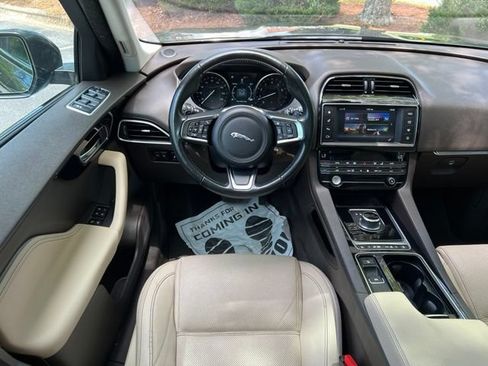 Used 2018 Jaguar F-PACE Prestige AWD/4WD image 32