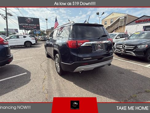 Used 2017 GMC Acadia SLE AWD/4WD image 4