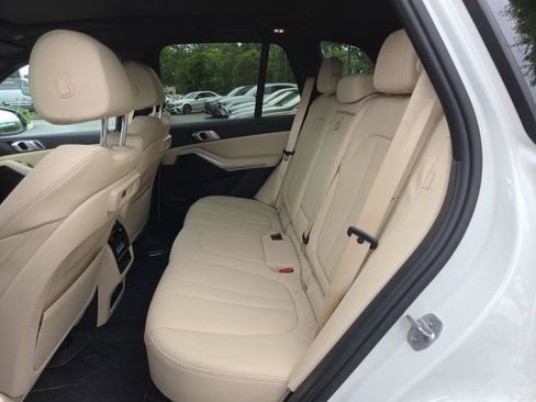Used 2020 BMW X5 xDrive40i w/ Convenience Package AWD/4WD image 5