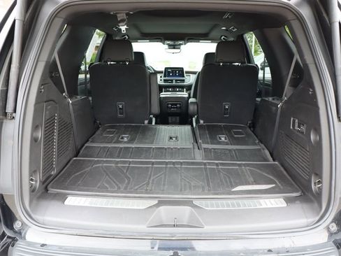 Used 2023 Chevrolet Tahoe High Country AWD/4WD image 43