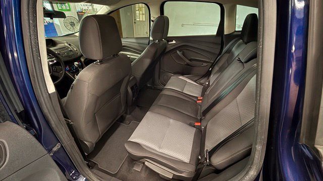 Used 2017 Ford C-MAX SE FWD image 17