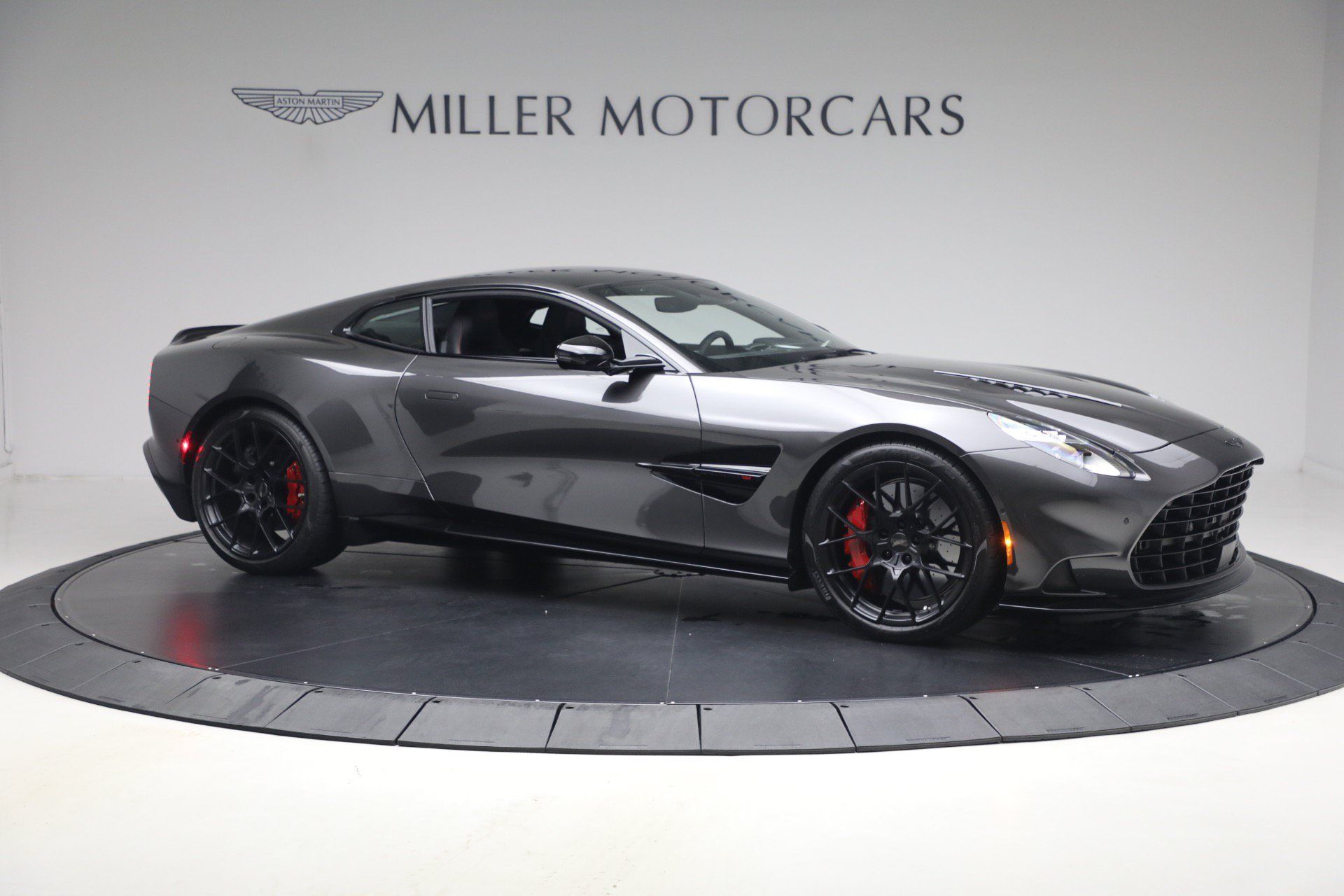 Used 2026 Aston Martin Vanquish RWD image 11