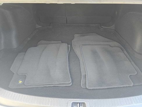 Used 2022 Toyota Corolla LE FWD image 20