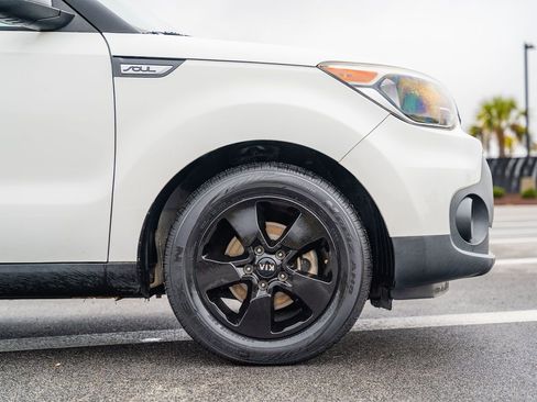 Used 2018 Kia Soul image 9
