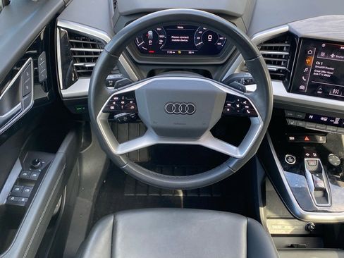 Used 2024 Audi Q4 e-tron Premium w/ Convenience Package image 4