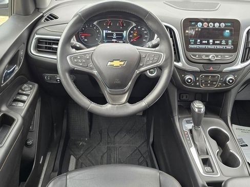Used 2018 Chevrolet Equinox Premier image 22
