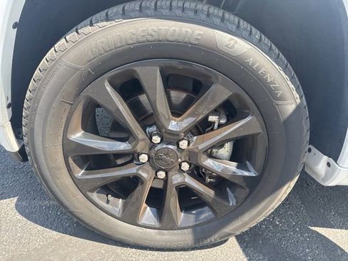 Used 2021 Jeep Grand Cherokee Laredo X AWD/4WD image 29