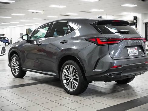 Certified 2022 Lexus NX 350h AWD image 8
