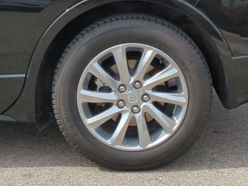 Used 2019 Buick Envision Essence w/ LPO, Cargo Package image 14