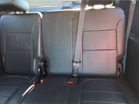 Used 2019 Chevrolet Traverse LT w/ LT Premium Package image 13