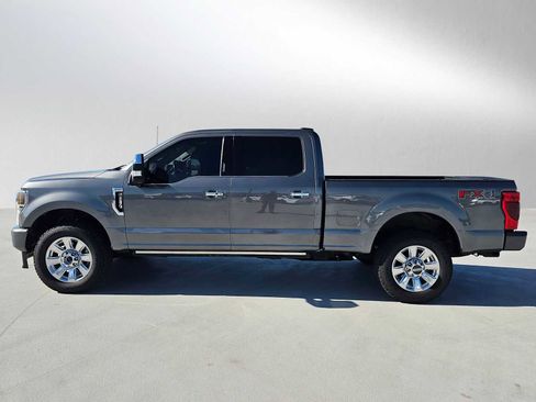 Used 2022 Ford F350 Platinum AWD/4WD image 6