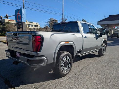 New 2026 GMC Sierra 2500 Denali w/ Denali Reserve Package image 4