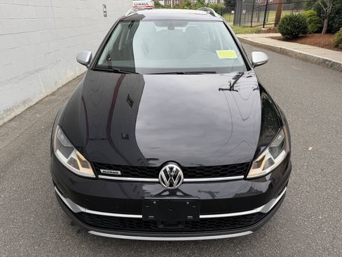 Used 2017 Volkswagen Golf Alltrack SE AWD/4WD image 9