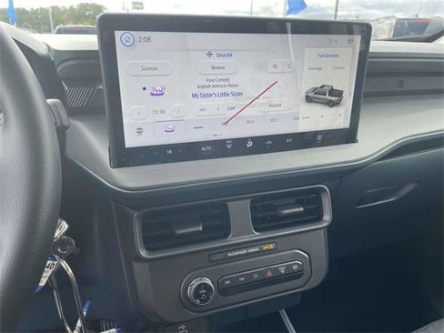 New 2025 Ford Maverick XL image 9