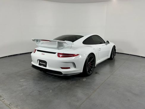 Certified 2015 Porsche 911 GT3 RWD image 7