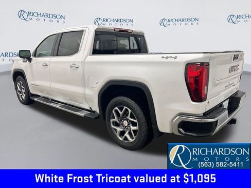 Used 2022 GMC Sierra 1500 SLT w/ SLT Premium Plus Package image 3