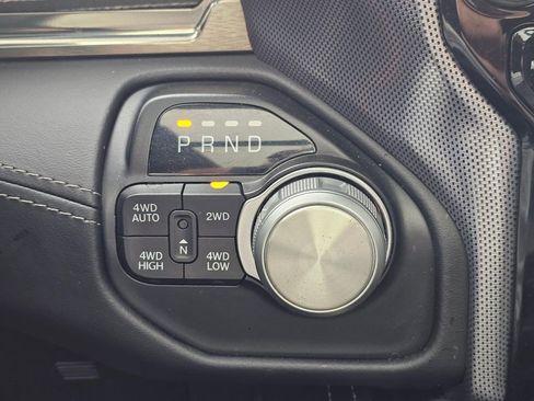 Used 2020 RAM 1500 Limited AWD/4WD image 36