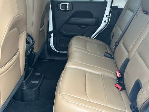 Certified 2022 Jeep Wrangler Unlimited Sahara w/ Cold Weather Group image 26