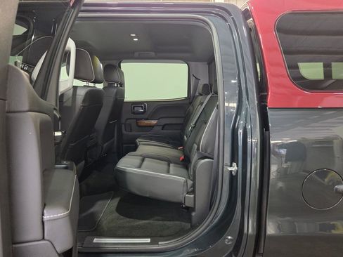 Used 2018 Chevrolet Silverado 2500 High Country w/ Duramax Plus Package AWD/4WD image 17
