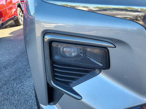 Used 2025 Chevrolet Traverse Z71 w/ Enhanced Driving Package image 8