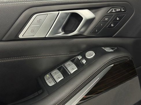 Used 2019 BMW X7 xDrive40i w/ Premium Package image 12