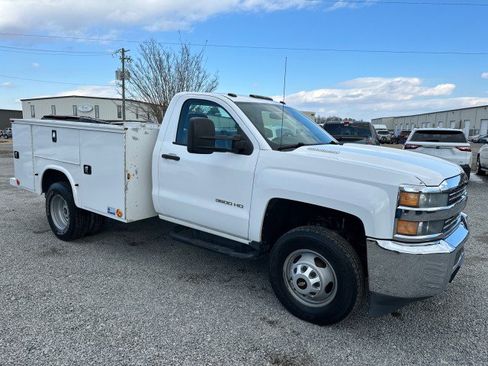 Used 2015 Chevrolet Silverado 3500 W/T image 6