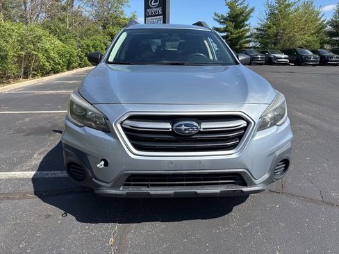 Used 2018 Subaru Outback 2.5i image 2