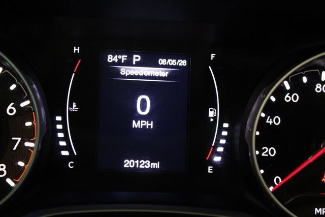 Used 2020 Jeep Compass Latitude w/ Cold Weather Group AWD/4WD image 14