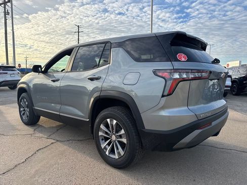 New 2026 Chevrolet Equinox LT image 4