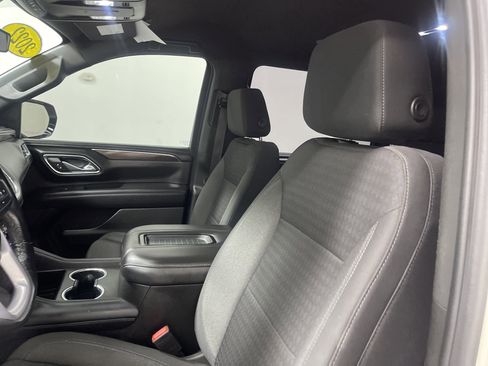 Used 2022 GMC Yukon XL SLE w/ Gmc Pro Safety Plus Package AWD/4WD image 11