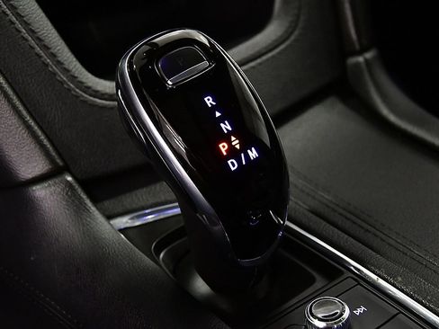 Used 2021 Cadillac XT6 Premium Luxury image 23