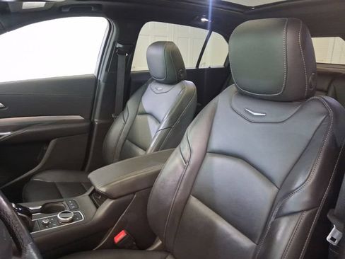 Certified 2023 Cadillac XT4 Premium Luxury w/ Cold Weather Package AWD/4WD image 15
