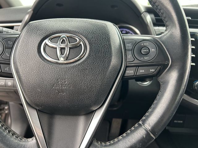 Used 2018 Toyota Camry SE w/ Convenience Package FWD image 26