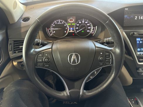 Used 2018 Acura MDX SH-AWD image 9