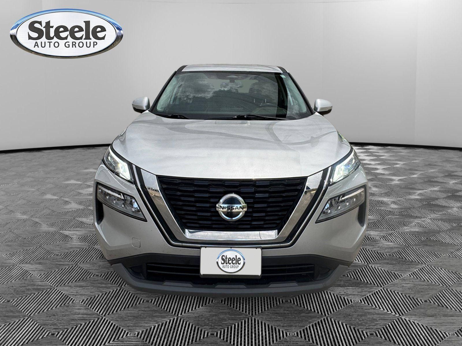 Used 2021 Nissan Rogue SV FWD image 8