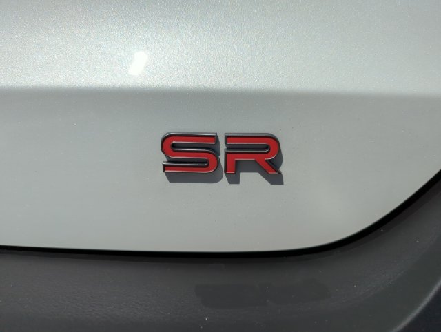 Used 2026 Nissan Kicks SR FWD image 15