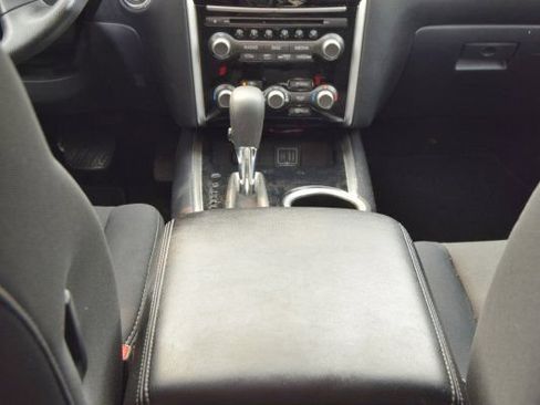 Used 2019 Nissan Pathfinder S AWD/4WD image 28